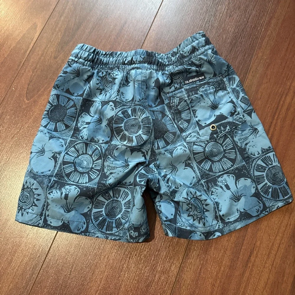 Boys 3pc Swim Trunks Lot Size 7/8 Quiksilver Abercrombie Tommy Bahama Blue Red